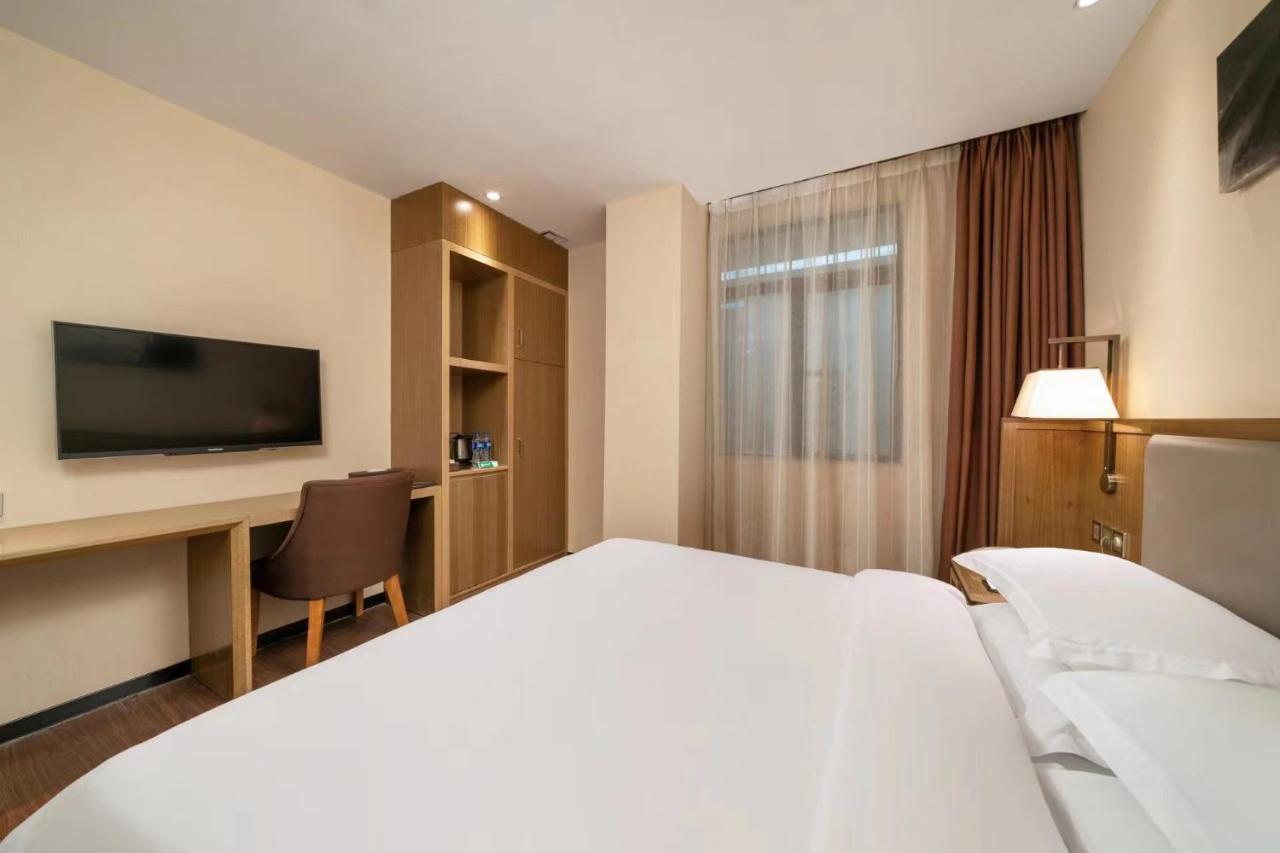 Guangzhou Boyi Hotel Extérieur photo