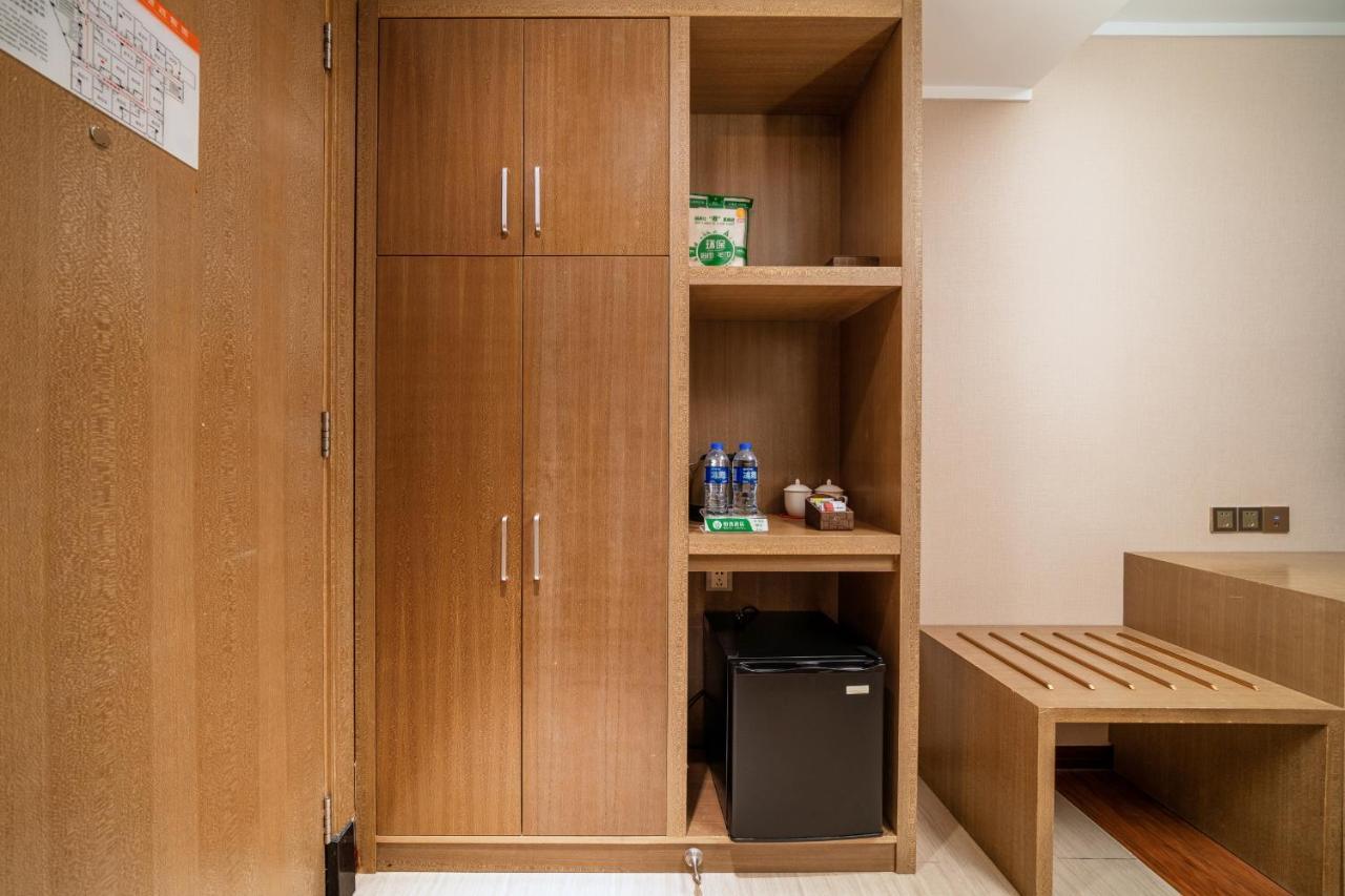 Guangzhou Boyi Hotel Extérieur photo